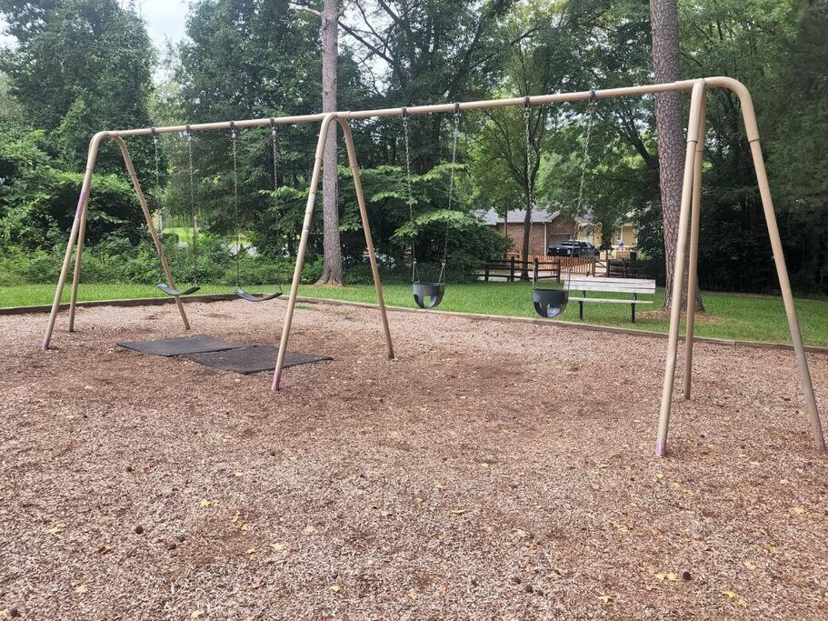 דירות שרלוט Spotless 4Br Near Clt Uptown, Fast Wi-Fi מראה חיצוני תמונה